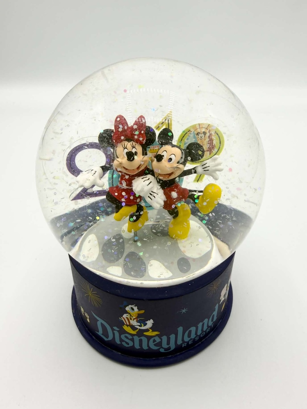Disney Parks Walt Disneyland Mickey & Minnie Mouse 2019 Snow Globe USED